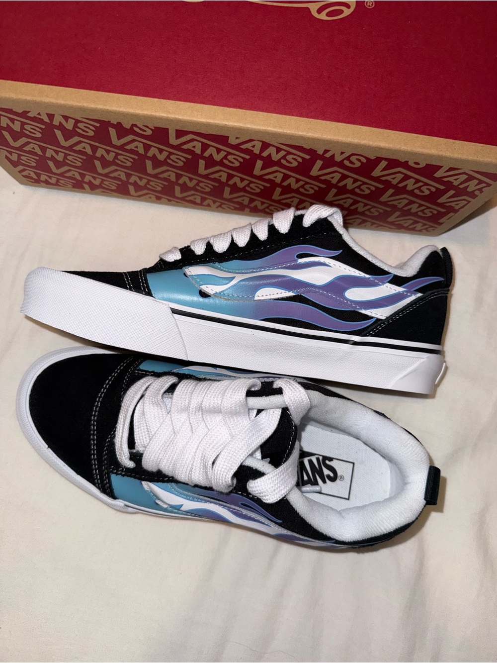 Vans Knu Skool Size 8